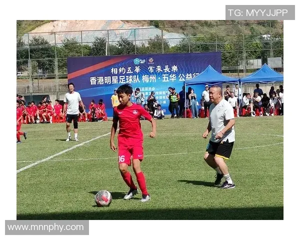 官方：姆巴佩、卡马文加和夸迪奥-科内均返回各自俱乐部